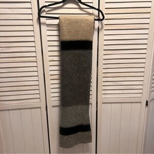 Zara Reversible Gray and Black Wool Scarf